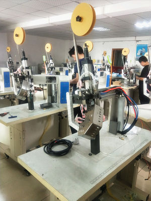 Touch Screen Heat Sealing Machine with PLC Control Adjustable Welding Speed 1-23m/min and 800℃ Max Temperature for Protection Suits