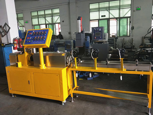 Lab Rubber Testing Machine Twin Screw Rubber Extruding Machine For PVC PC PA